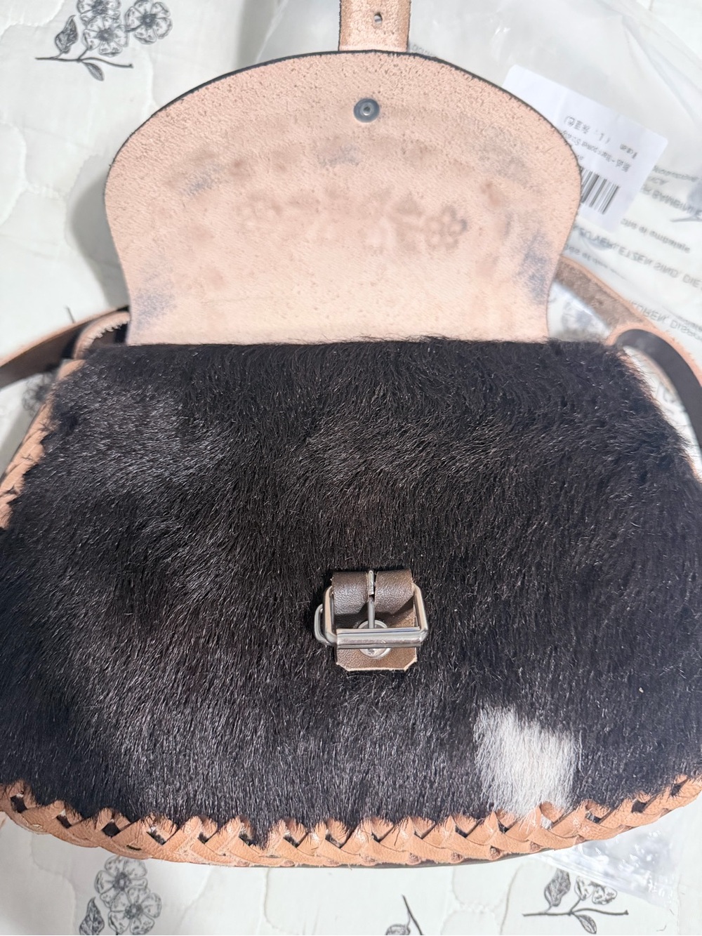 Handcrafted Brown & Black Haircalf Crossbody with Floral Embroidery - Picture 3 of 4